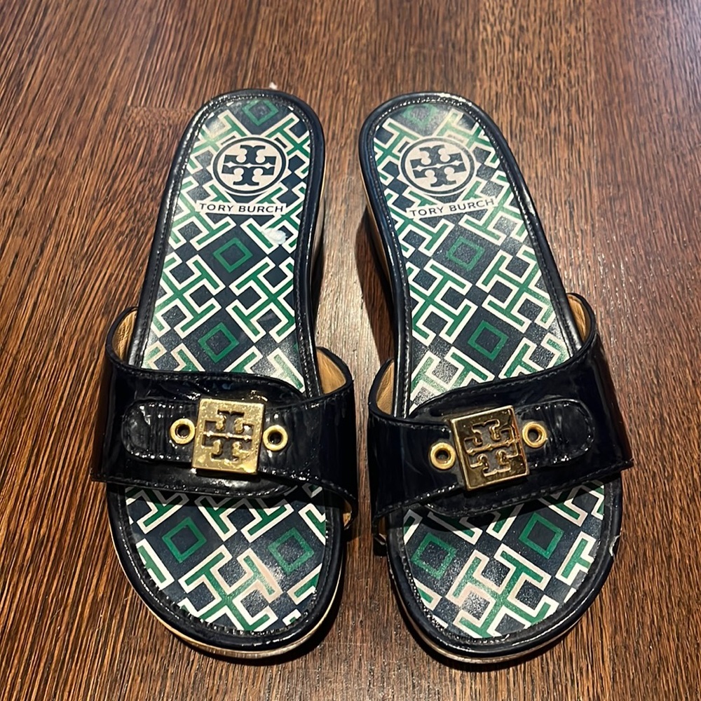 Tory Burch Navy patten leather wood sole slide on sandals